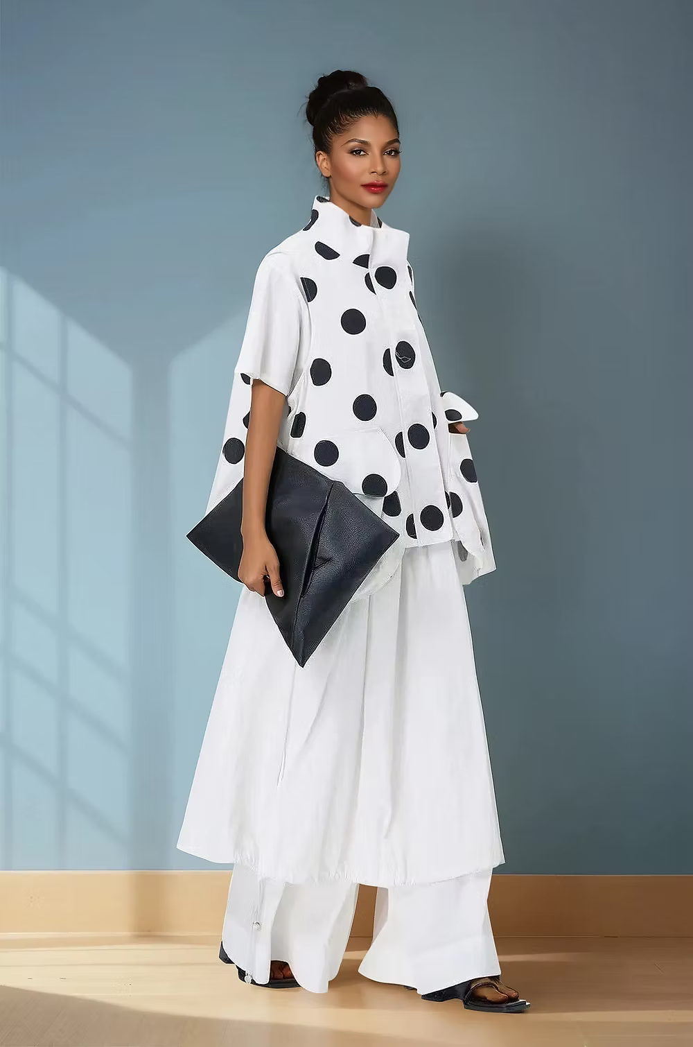 Vanite Dotted Sleeveless Vest