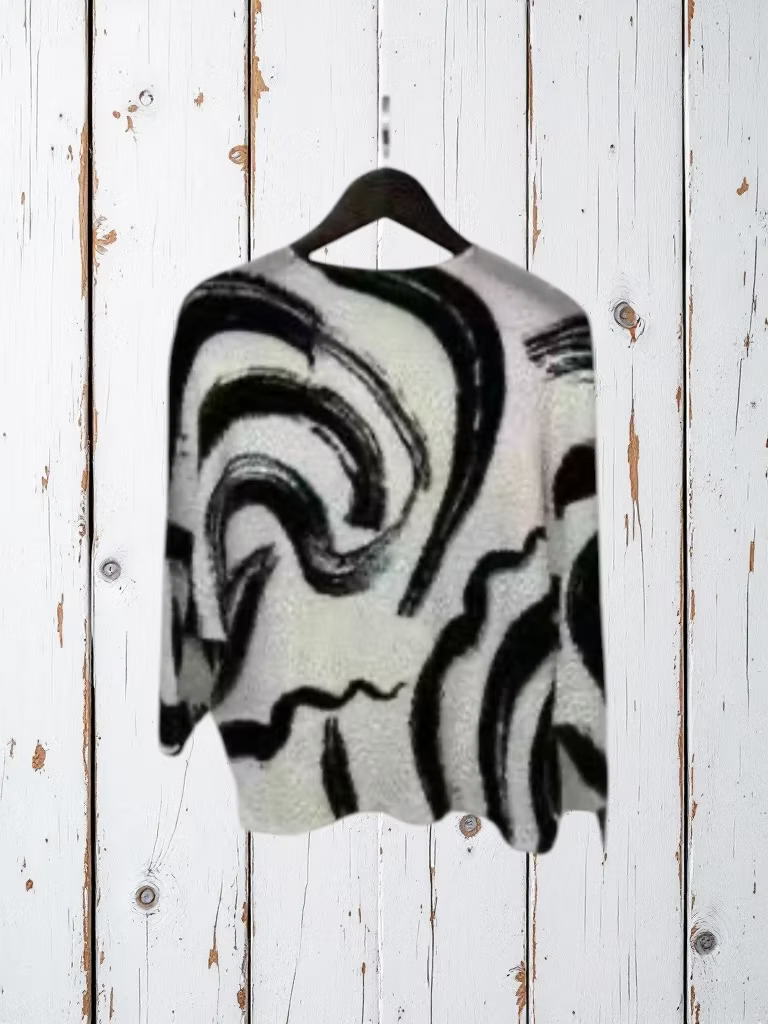 Vanite Swirl Lightweight Sweater