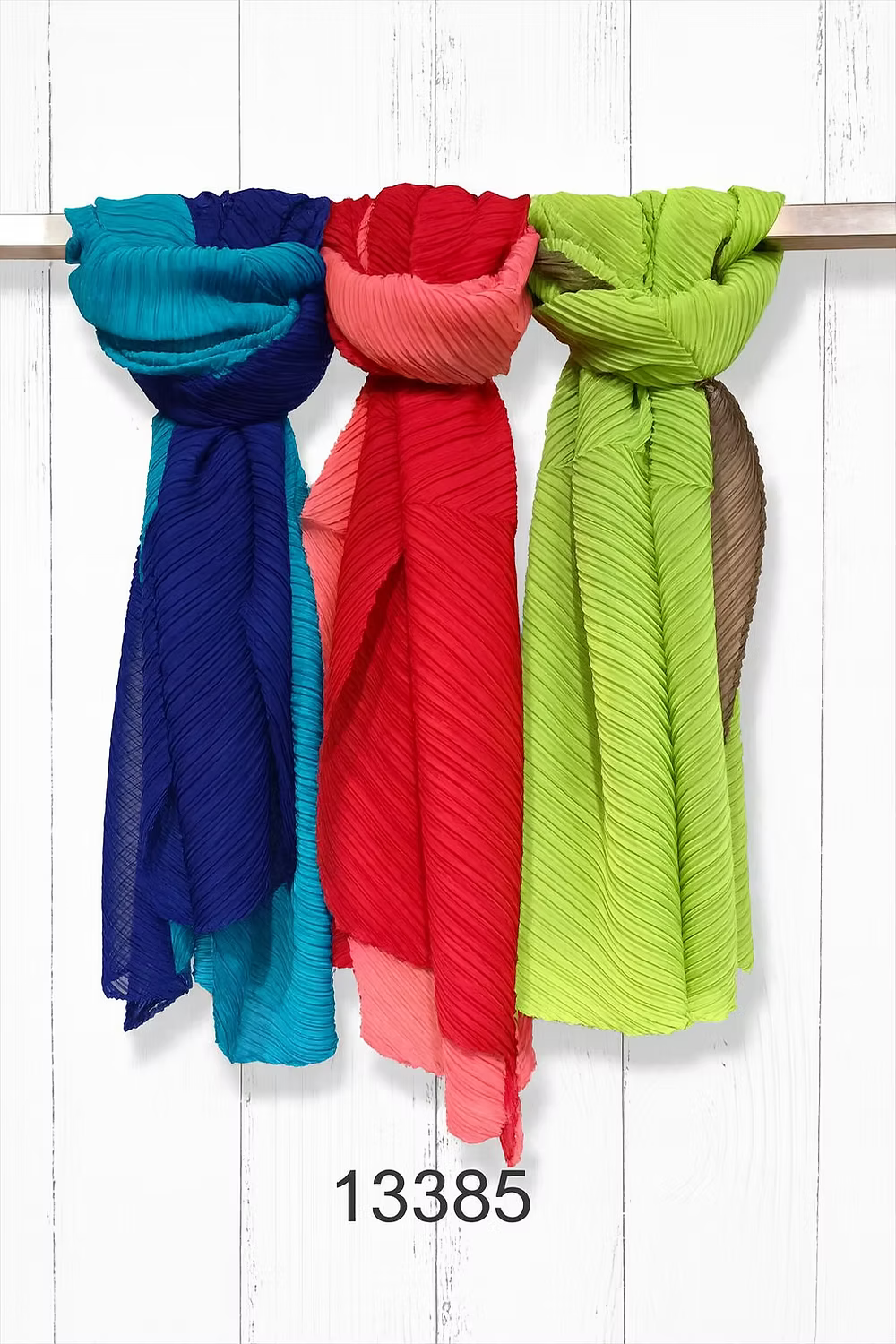 Luxurious colors of Vanite scarves