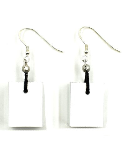 1499 CB CUBE EARINGS WHITE